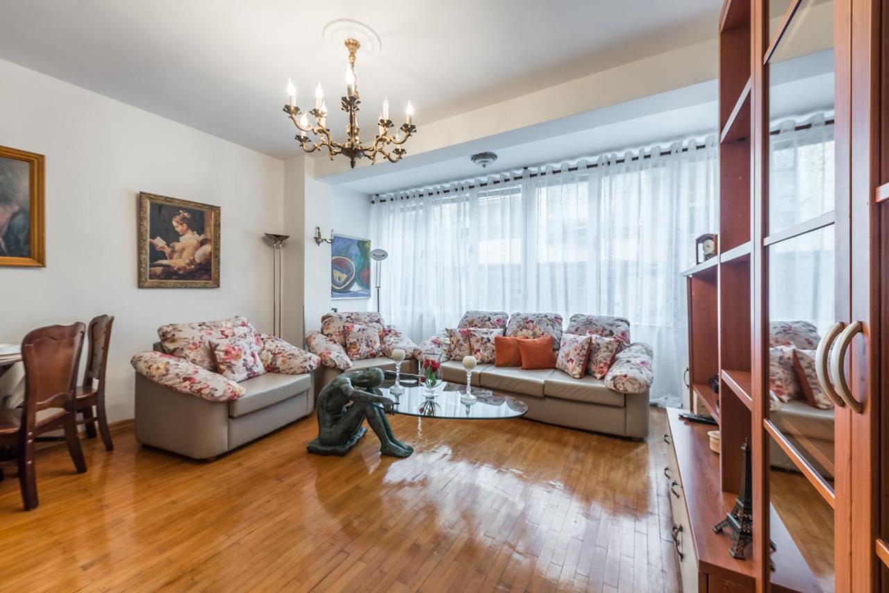 Vintage&warm 2BR apartament in Tirana Bagian luar foto